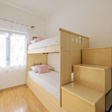 Alen Apartman